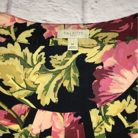 TALBOTS Factory Sleeveless Front Pleated Top Blouse - Women’s Medium - Picture 12 of 13